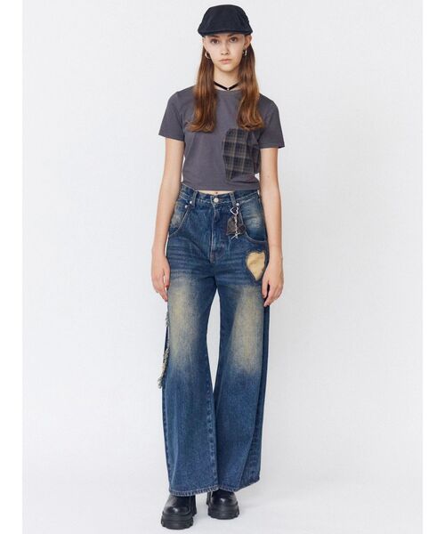 EMODA（エモダ）の「ハートカットパターンTシャツ（Tシャツ/カットソー・レディース・ホワイト/ブラック/グレー・FREE）」の6枚目の写真