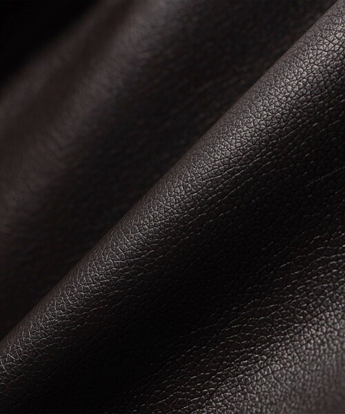 SHIPS(シップス)の「SHIPS Primary Navy Label:〈手洗い可能〉合皮 ジレ(ベスト・レディース・ブラウン・ONE SIZE)」の9枚目の写真