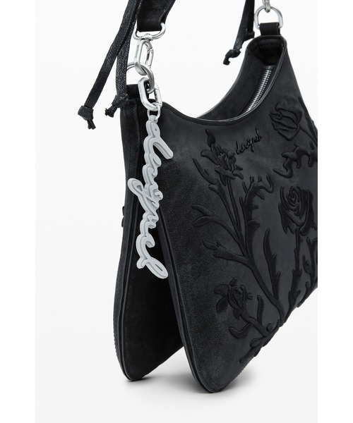 Desigual(デシグアル)の「3Dエンボス フローラル 小型レザー風ショルダーバッグ ブラック(ショルダーバッグ・レディース・ブラック・FREE)」の9枚目の写真