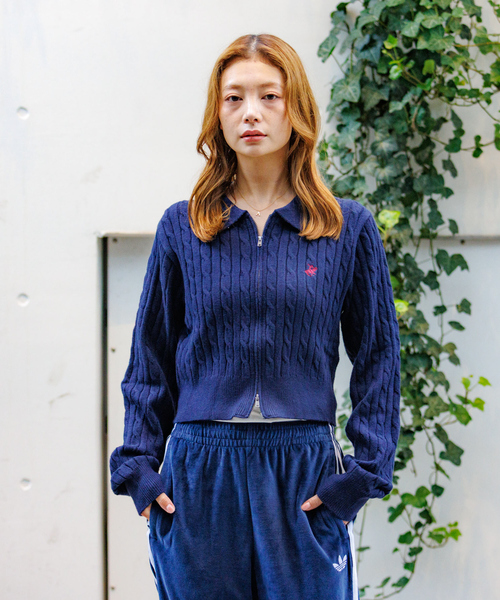 Rouge vif la cle（ルージュヴィフラクレ）の「【BEVERY HILLS P.C/ビバリーヒルズポロクラブ】ケーブル編ポロカーディガン/トップス/ケーブル編み/カーディガン【WEB限定】（ニット/セーター・レディース・オフホワイト/レッド/ネイビー・フリー）」の7枚目の写真