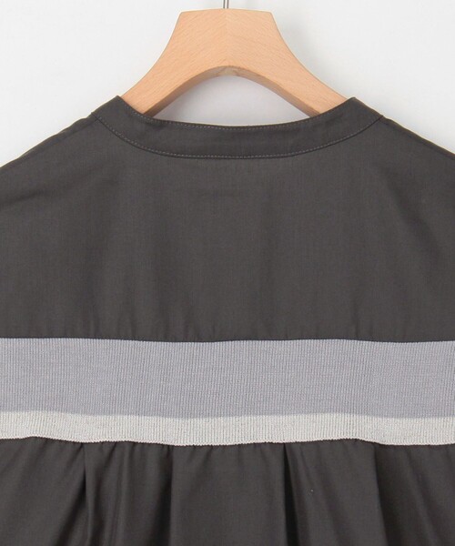 MICO COULIER（ミコクリエ）の「TC起毛バックヨークテープブラウス（シャツ/ブラウス・レディース・オフホワイト/ホワイト系その他/ライトブルー/ブラウン系その他/チャコールグレー・38）」の16枚目の写真