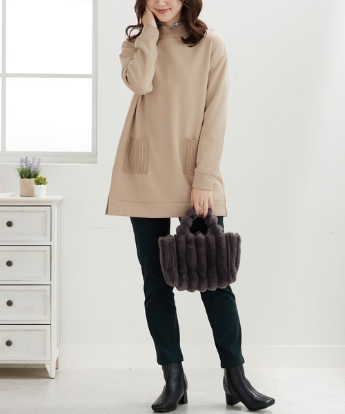 BELLUNA PLUS(ベルーナ)の「裏起毛素材ニット切替チュニック(チュニック・レディース・ベージュ/ネイビー/オレンジ・X-LARGE/MEDIUM/LARGE)」の20枚目の写真