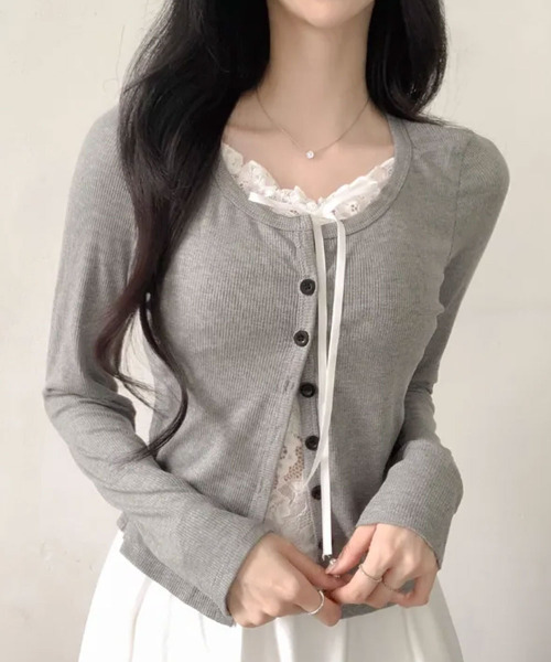 VIVID LADY(ビビッドレディー)の「レースキャミドッキング リブトップス(Tシャツ/カットソー・レディース・グレー/ブラック/ホワイト・FREE)」の3枚目の写真