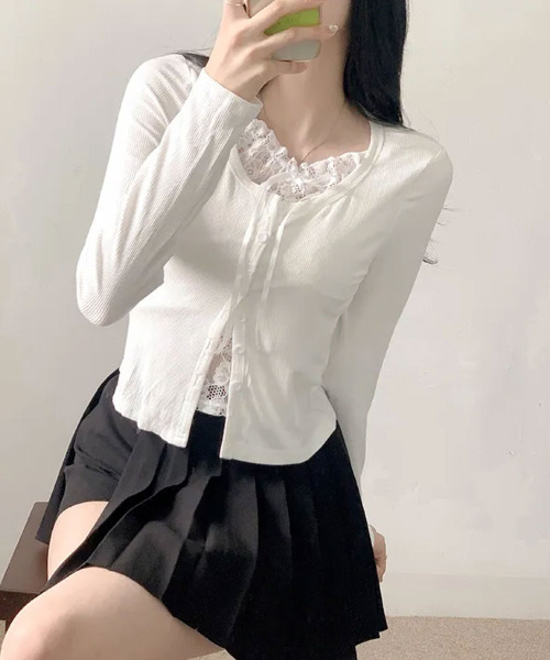 VIVID LADY(ビビッドレディー)の「レースキャミドッキング リブトップス(Tシャツ/カットソー・レディース・グレー/ブラック/ホワイト・FREE)」の5枚目の写真