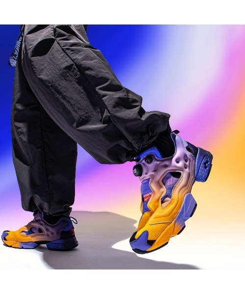 Reebok(リーボック)の「インスタ ポンプフューリー 94 / INSTAPUMP FURY 94(スニーカー・メンズ・オレンジ系その他/レッド系その他・25.0cm/24.0cm/24.5cm/23.5cm/23.0cm/29.0cm/28.5cm/28.0cm/27.5cm/27.0cm/26.5cm/26.0cm/25.5cm/30.0cm)」の5枚目の写真