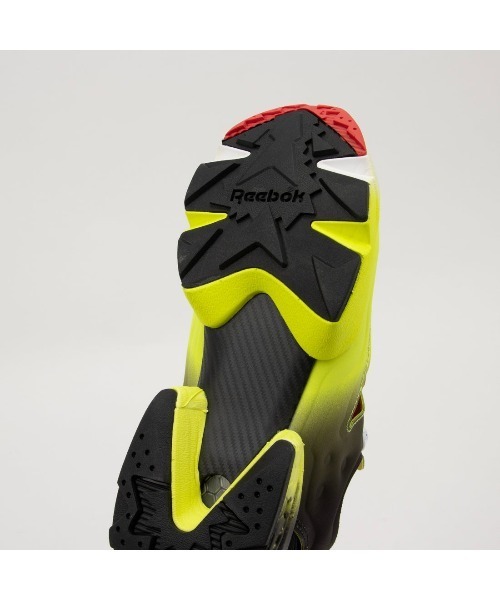 Reebok(リーボック)の「インスタ ポンプフューリー 94 / INSTAPUMP FURY 94(スニーカー・メンズ・オレンジ系その他/レッド系その他・25.0cm/24.0cm/24.5cm/23.5cm/23.0cm/29.0cm/28.5cm/28.0cm/27.5cm/27.0cm/26.5cm/26.0cm/25.5cm/30.0cm)」の17枚目の写真