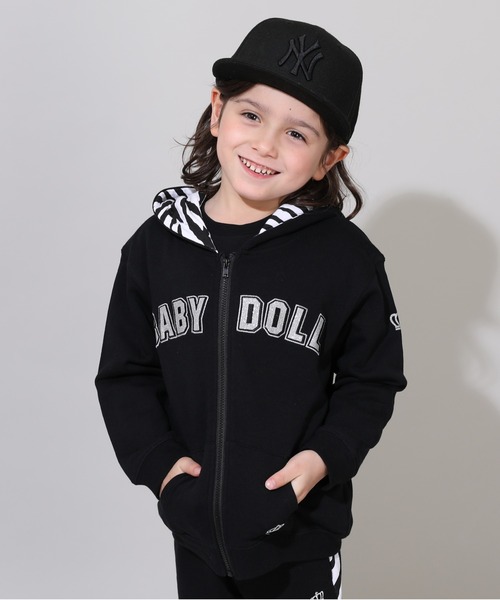 BABYDOLL（ベビードール）の「親子お揃い アーチラメロゴ アニマルジップパーカー 0841K 【ボトムス別売り】（パーカー・キッズ・ブラック/ベージュ・100cm/110cm/120cm/130cm/140cm/150cm）」の2枚目の写真