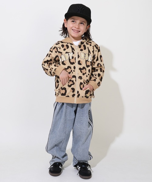 BABYDOLL（ベビードール）の「親子お揃い アーチラメロゴ アニマルジップパーカー 0841K 【ボトムス別売り】（パーカー・キッズ・ブラック/ベージュ・100cm/110cm/120cm/130cm/140cm/150cm）」の4枚目の写真