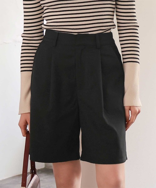 titivate(ティティベイト)の「シンプルショートパンツ(その他パンツ・レディース・グレー/ブラック/ベージュ・L/MT/M/S)」の4枚目の写真