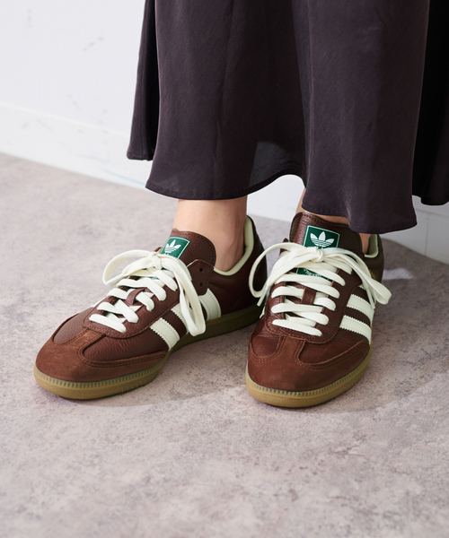 FRAMeWORK(フレームワーク)の「adidas/アディダス SAMBA OG(スニーカー・レディース・ブラウン・23cm/24cm/25cm)」の4枚目の写真