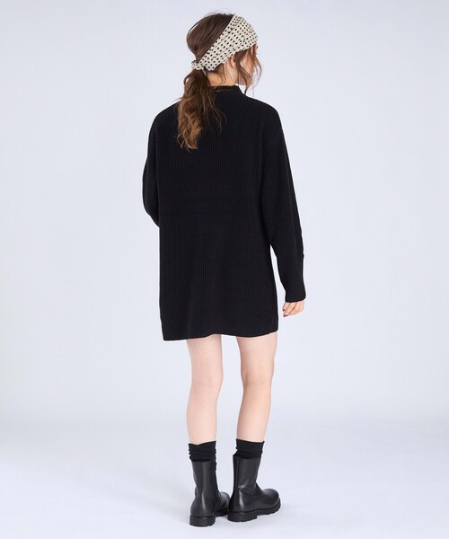 To b. by agnes b.(トゥービーバイアニエスベー)の「【Outlet】ボトルネック ニット ワンピース(ワンピース・レディース・ブラック・FREE)」の5枚目の写真