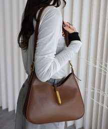 YENNA | ミニマルホーボーバッグ(ショルダーバッグ)