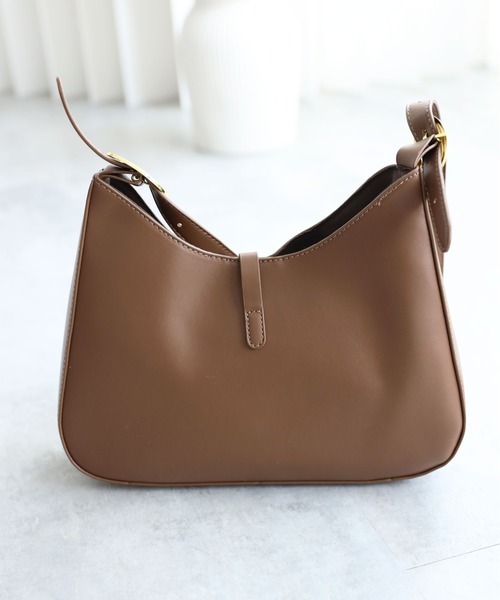 YENNA（イェンナ）の「ミニマルホーボーバッグ（ショルダーバッグ・レディース・ブラック/ブラウン・FREE）」の6枚目の写真