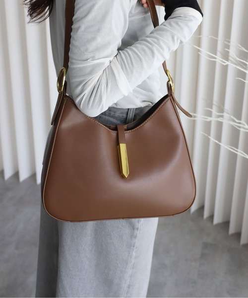 YENNA（イェンナ）の「ミニマルホーボーバッグ（ショルダーバッグ・レディース・ブラック/ブラウン・FREE）」の12枚目の写真