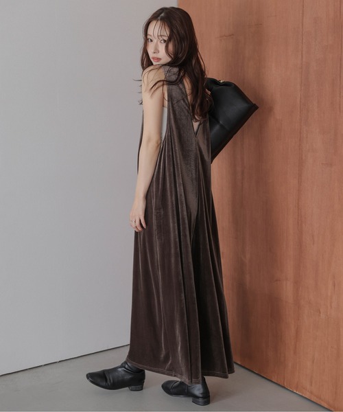 AMELY（エミリー）の「ベロアオールインワン（つなぎ/オールインワン・レディース・ブルー/ブラック/ネイビー/ブラウン・S/M/L）」の22枚目の写真