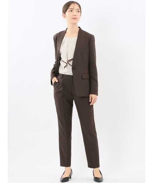 m.f.editorial(エムエフエディトリアル)の「【ストレッチ ウォッシャブル】m.f.エディトリアルレディース ウール調 リラクシング ノーカラージャケット 千鳥こげ茶(セットアップ可能(スーツジャケット・レディース・ダークウッド・S/MEDIUM/LARGE)」の15枚目の写真