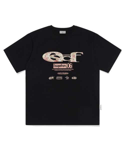 ESCAPEFROM(エスケープフロム)の「フラワー ESCF ロゴ コラージュプリント オーバーサイズ 半袖Tシャツ ブラック(Tシャツ/カットソー・レディース・その他・LARGE/SMALL/MEDIUM)」の1枚目の写真