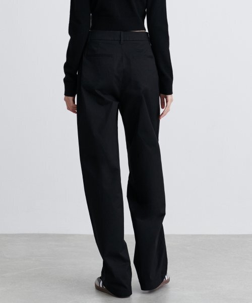 MUSINSA STANDARD WOMAN（ムシンサスタンダードウーマン）の「ウィメンズリバースツータックワイドチノパンツ[ブラック]（その他パンツ・レディース・その他・30/24/25/26/27/28/29）」の3枚目の写真