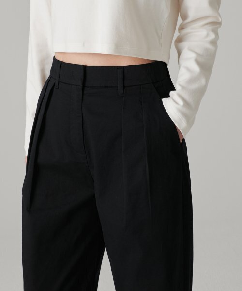 MUSINSA STANDARD WOMAN（ムシンサスタンダードウーマン）の「ウィメンズリバースツータックワイドチノパンツ[ブラック]（その他パンツ・レディース・その他・30/24/25/26/27/28/29）」の12枚目の写真