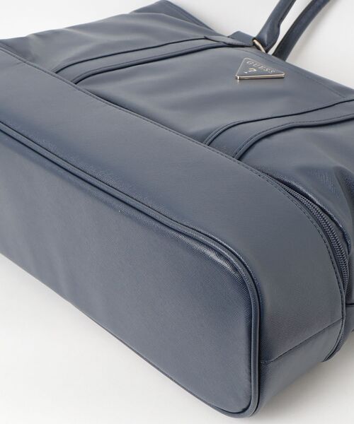 Guess(ゲス)の「ADAMS Zip Bottom Tote トートバッグ (トートバッグ・レディース・ネイビー/ブラック・ONE SIZE)」の14枚目の写真