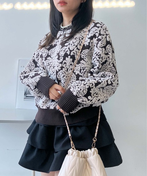 AS KNOW AS plus（アズノゥアズプラス）の「♪選べるモチーフ(フラワー柄・ダマスク柄)デザイン モールニットプルオーバー（ニット/セーター・レディース・ブラック系/ライトグレー系/アイボリー系/ブラウン系・FREE）」の17枚目の写真