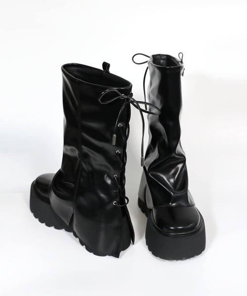 hiamu(ヒアム)の「レースアップロングプラットフォームブーツ/2025 AW NEW COLLECTION(ブーツ・レディース・ブラウン/ブラック系その他/ブラック・23.0cm/23.5cm/24.0cm/24.5cm/25.0cm)」の12枚目の写真
