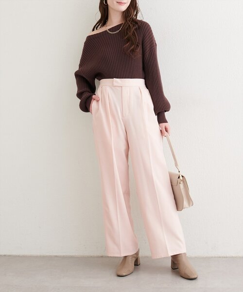 natural couture(ナチュラルクチュール)の「タックスラックスパンツ(スラックス・レディース・ピンク/グリーン/チャコールグレー・SMALL/MEDIUM)」の3枚目の写真