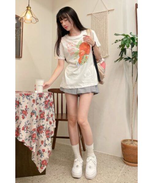 ZEROPLANET（ゼロプラネット）の「ベリードリームグラフィックTシャツ[ホワイト]（Tシャツ/カットソー・レディース・その他・FREE）」の9枚目の写真