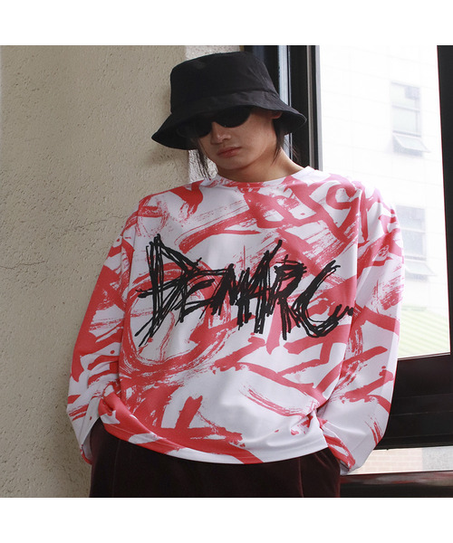 DEMARC(ドゥマーク)の「M STREET GRAFFITI LOGO TEXT OVERSIZED T-SHIRT - Red(Tシャツ/カットソー・メンズ・その他・LARGE/MEDIUM)」の1枚目の写真