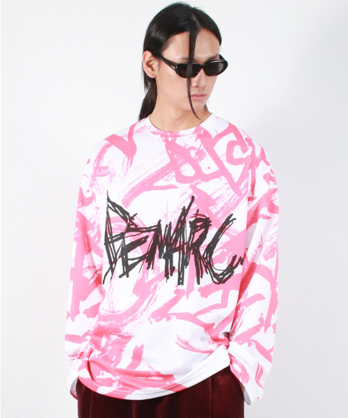 DEMARC(ドゥマーク)の「M STREET GRAFFITI LOGO TEXT OVERSIZED T-SHIRT - Red(Tシャツ/カットソー・メンズ・その他・LARGE/MEDIUM)」の8枚目の写真