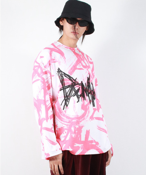 DEMARC(ドゥマーク)の「M STREET GRAFFITI LOGO TEXT OVERSIZED T-SHIRT - Red(Tシャツ/カットソー・メンズ・その他・LARGE/MEDIUM)」の3枚目の写真
