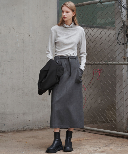MALOUPE（マロップ）の「3107 ストレッチHラインスカート（ダークグレー）（スカート・レディース・チャコール・SMALL/MEDIUM）」の2枚目の写真