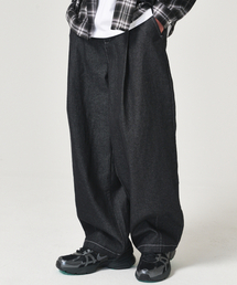 GOSTREET（ゴーストリート）の「Wide dart denim pants black（デニムパンツ）」