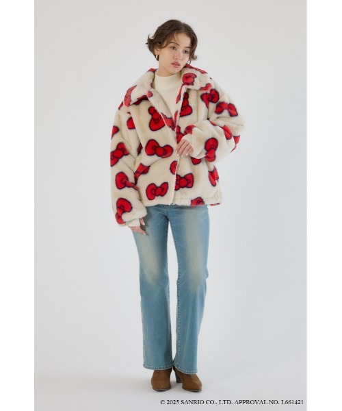 RODEO CROWNS WIDE BOWL（ロデオクラウンズワイドボウル）の「(サンリオキャラクターズ)KITTY フェイクファーコート（その他アウター・レディース・ブラック系その他/レッド系その他・FREE）」の15枚目の写真