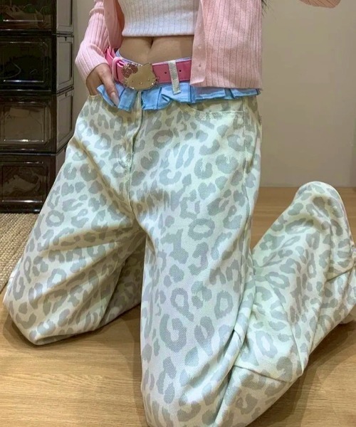 almo(アルモ)の「【LAMPOON】レオパードフリルウエストパンツ(その他パンツ・レディース・アイボリー・SMALL/MEDIUM/LARGE)」の7枚目の写真