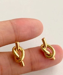【 金属アレルギー対応 】 ステンレス 結びデザインピアス