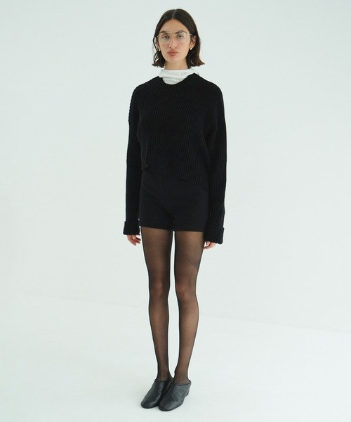 CLANE(クラネ)の「SLIM SHORT SWEAT PANTS(スウェットパンツ・レディース・グレー/ブラック・2/1)」の6枚目の写真