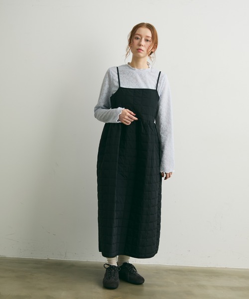 Crisp(クリスプ)の「キルトキャミワンピース(ワンピース・レディース・ブラック/アイボリー・FREE)」の3枚目の写真