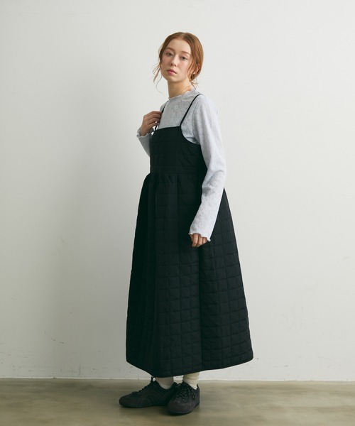 Crisp(クリスプ)の「キルトキャミワンピース(ワンピース・レディース・ブラック/アイボリー・FREE)」の5枚目の写真