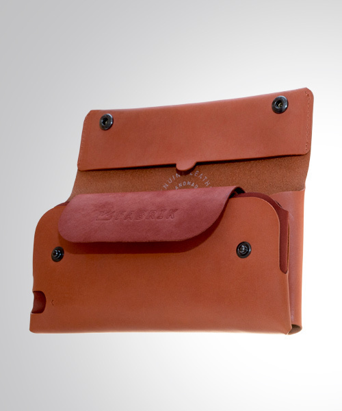 FABRIK(ファブリック)の「【FABRIK】ロングウォレット/ LONG WALLET:P F15014(財布・メンズ・ブラック/ブルー/イエロー/ダークグリーン/ホワイト/ブラウン/レッド/キャメル・FREE)」の8枚目の写真