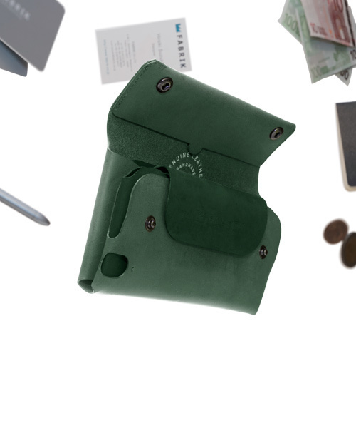 FABRIK(ファブリック)の「【FABRIK】ロングウォレット/ LONG WALLET:P F15014(財布・メンズ・ブラック/ブルー/イエロー/ダークグリーン/ホワイト/ブラウン/レッド/キャメル・FREE)」の5枚目の写真