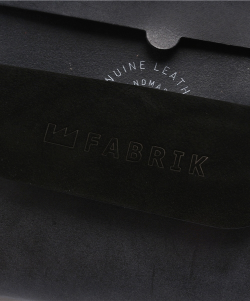 FABRIK(ファブリック)の「【FABRIK】ロングウォレット/ LONG WALLET:P F15014(財布・メンズ・ブラック/ブルー/イエロー/ダークグリーン/ホワイト/ブラウン/レッド/キャメル・FREE)」の20枚目の写真