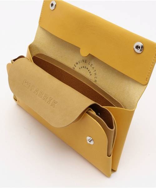 FABRIK(ファブリック)の「【FABRIK】ロングウォレット/ LONG WALLET:P F15014(財布・メンズ・ブラック/ブルー/イエロー/ダークグリーン/ホワイト/ブラウン/レッド/キャメル・FREE)」の12枚目の写真