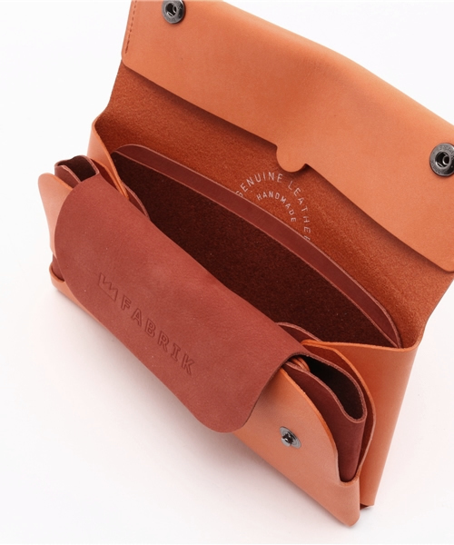 FABRIK(ファブリック)の「【FABRIK】ロングウォレット/ LONG WALLET:P F15014(財布・メンズ・ブラック/ブルー/イエロー/ダークグリーン/ホワイト/ブラウン/レッド/キャメル・FREE)」の13枚目の写真