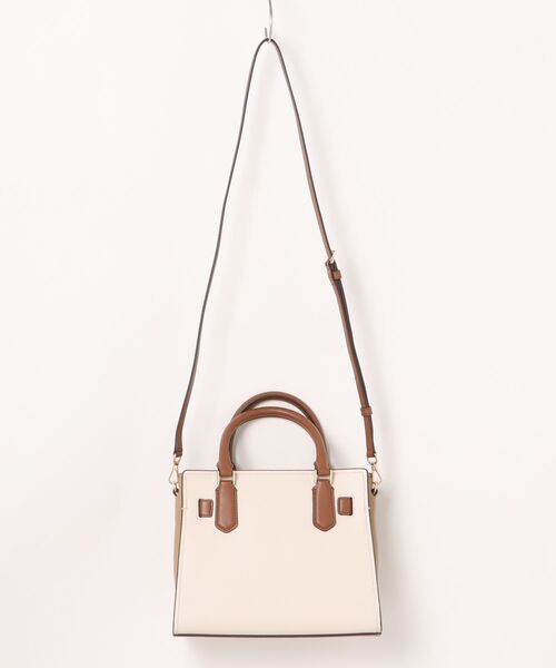 MICHAEL KORS(マイケルコース)の「LANDON サッチェル スモール(ハンドバッグ・レディース・ベージュ系その他・FREE)」の2枚目の写真