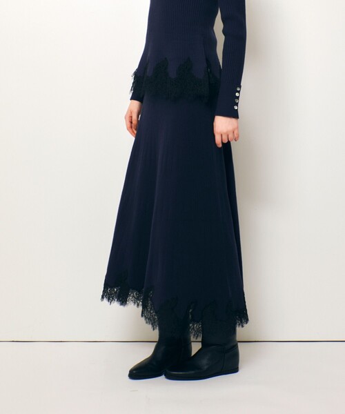 allureville（アルアバイル）の「レースドッキングニットスカート（スカート・レディース・アイボリー/ネイビー・2）」の19枚目の写真