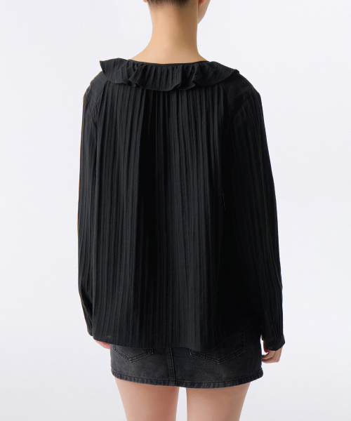 MUSINSA STANDARD WOMAN（ムシンサスタンダードウーマン）の「ウィメンズコットンフリルネックブラウス[ブラック]（シャツ/ブラウス・レディース・その他・LARGE/MEDIUM/SMALL/X-SMALL）」の2枚目の写真