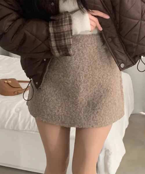 leune(ルネ)の「【インパン付き】ベルト付きボアスカート(スカート・レディース・オフホワイト/ベージュ・LARGE/MEDIUM/SMALL)」の11枚目の写真