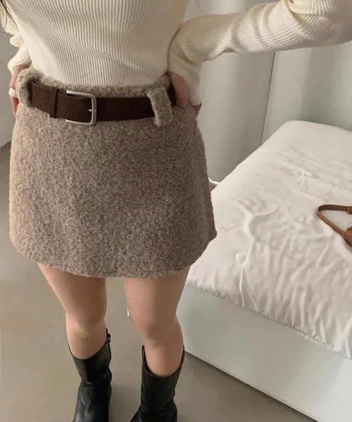 leune(ルネ)の「【インパン付き】ベルト付きボアスカート(スカート・レディース・オフホワイト/ベージュ・LARGE/MEDIUM/SMALL)」の17枚目の写真