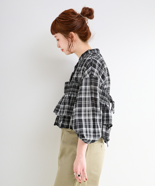 B.C STOCK（ベーセーストック）の「《追加2》《2点セット》ウォッシャブル / フリルキャミソールレイヤードブラウス（シャツ/ブラウス・レディース・ブラック系その他/ブルー系その他/ブラック/カーキ/ホワイト・FREE）」の16枚目の写真